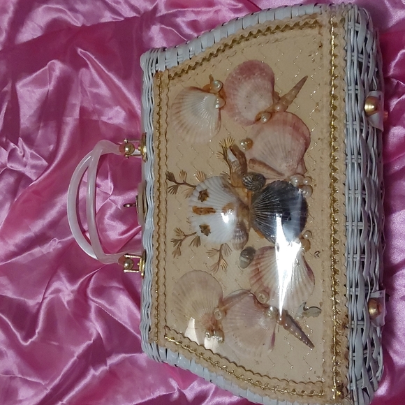 Great Gift!! Vintage mommy and me purse set - Picture 2 of 10